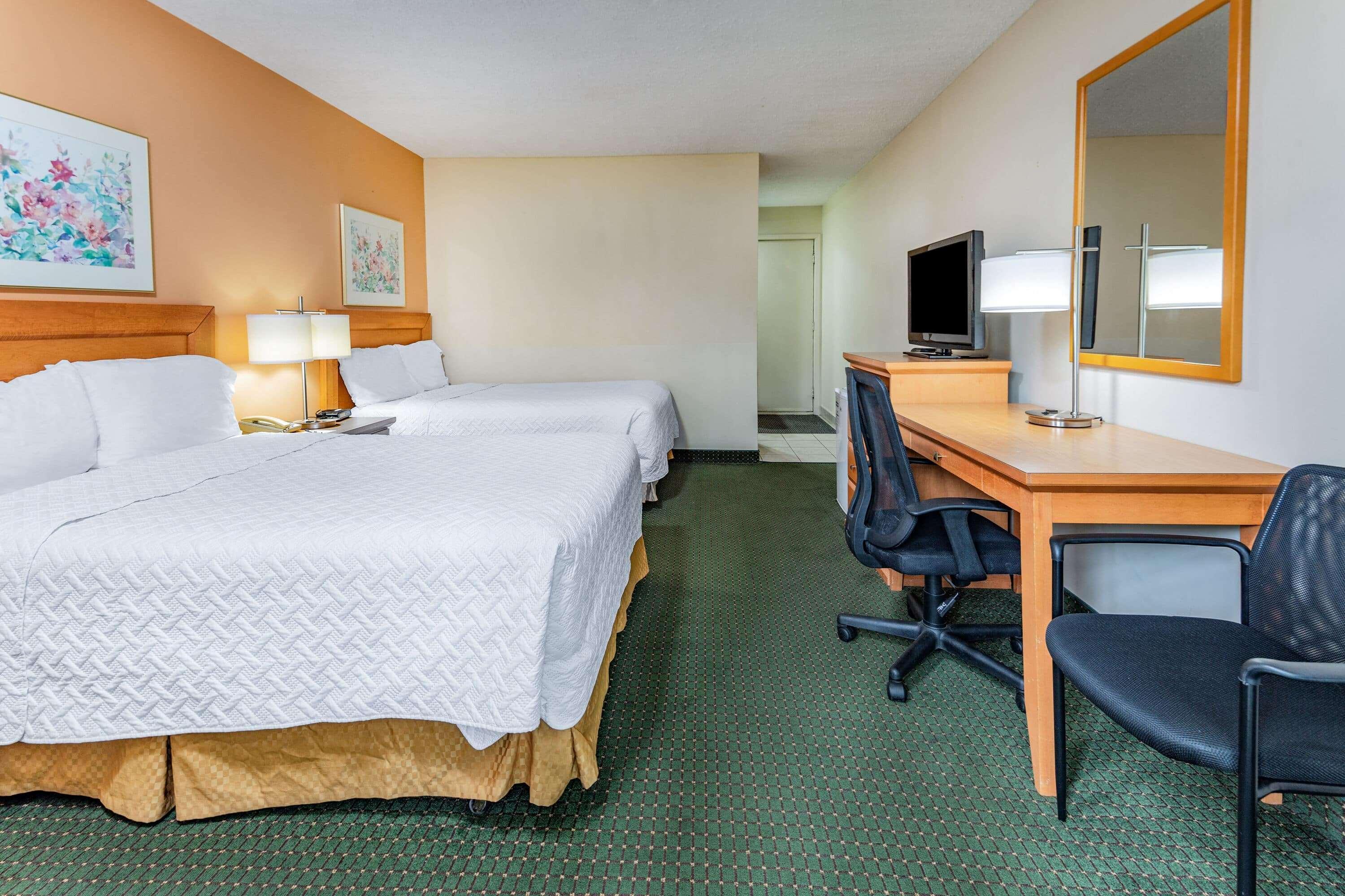 Travelodge By Wyndham Bracebridge Exteriér fotografie