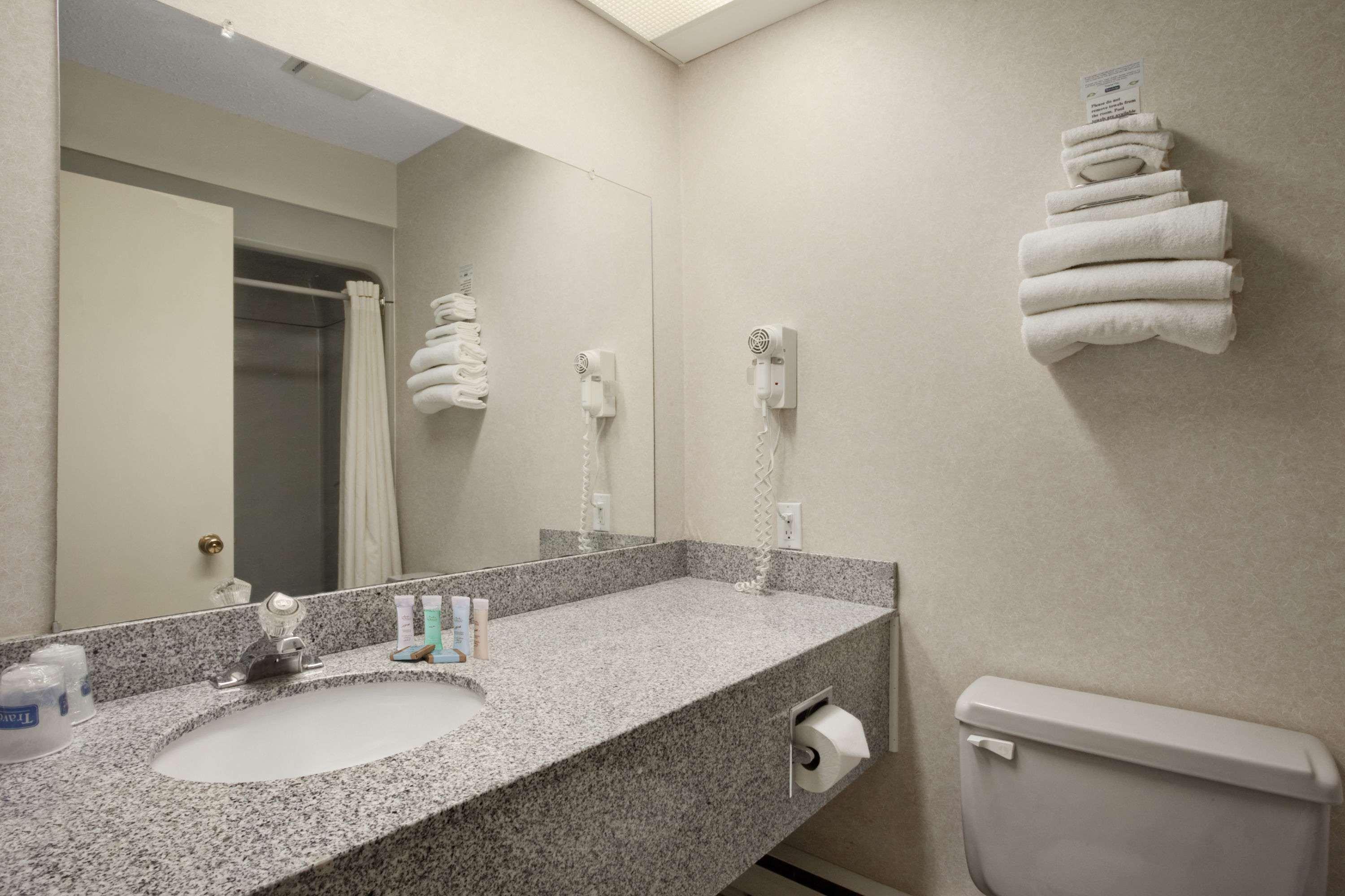 Travelodge By Wyndham Bracebridge Exteriér fotografie